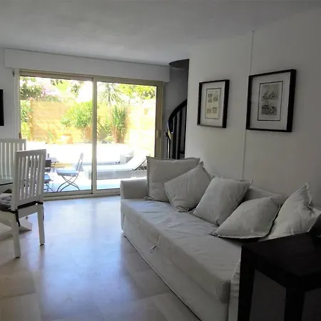 Duplex La Petite Louisiane Διαμέρισμα *
